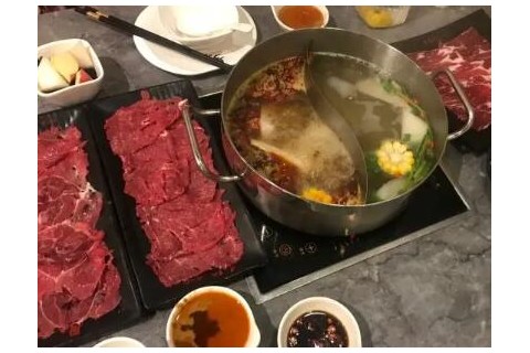 开一家火锅店的流程：粤来越牛潮汕牛肉火锅开店只需简